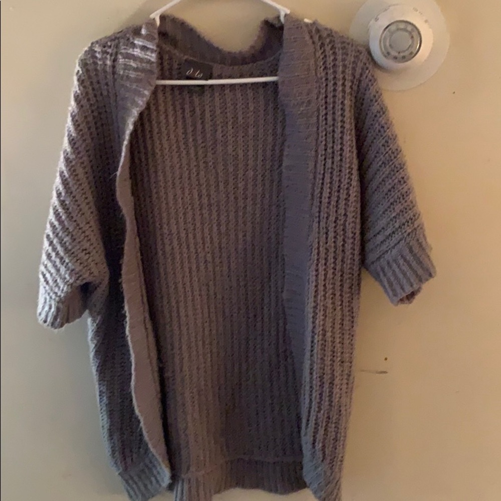 ✨gray cardigan✨